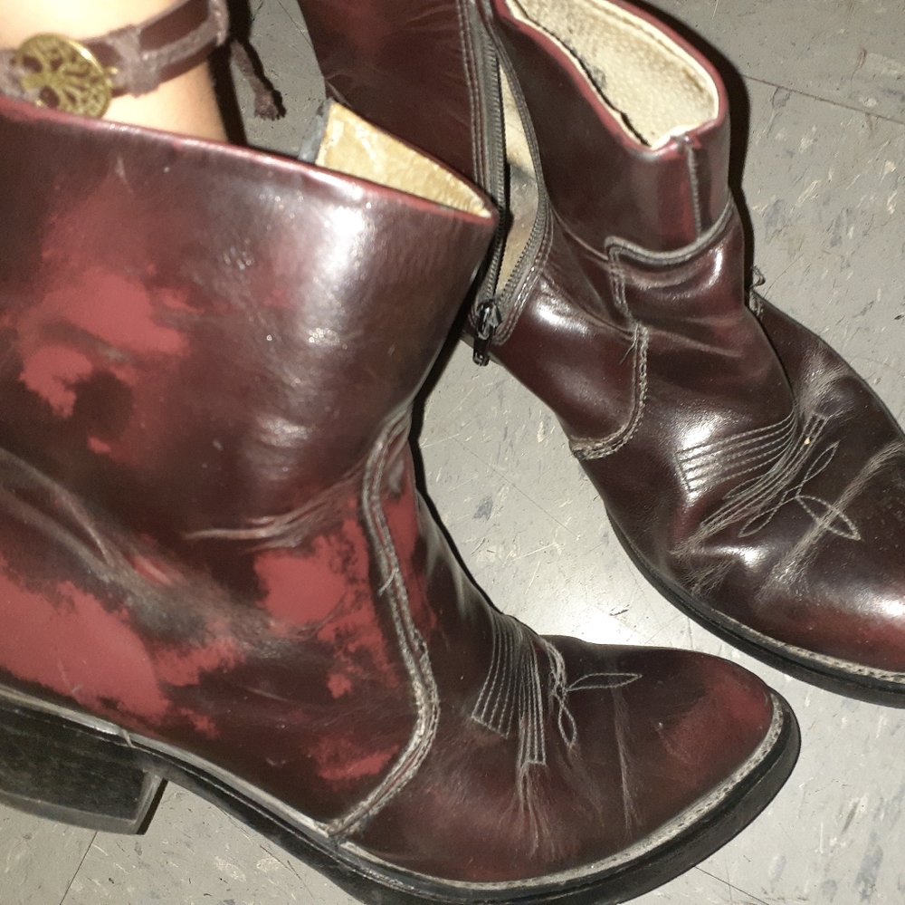 Boots - Picture 2 of 2